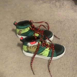 Boys Skecher Grinch Shoes. Size 13.